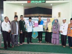 450 Mahasiswa Tanah Datar Di Seluruh Indonesia Terima Bantuan Beasiswa Dari Baznas