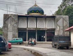 Masjid Raya Al-Muttaqien Sungai Sariak