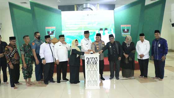 Peresmian Kawasan ABS-SBK di Masjid Raya Sumbar