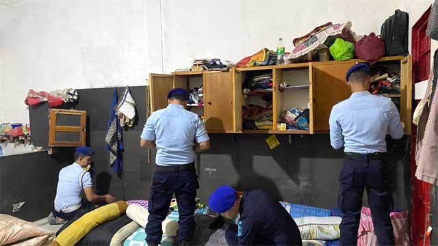 Geledah Ruangan Warga Binaan