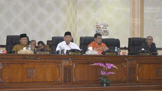 Bupati Agam Jawab Pandangan Fraksi DPRD Terkait RAPBD 2023 1 Rapat-Paripurna-Jawaban-Bupati-Terkait-RAPBD-2023