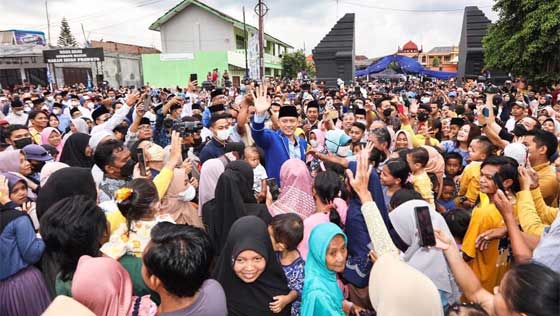 AHY bersama simpatisan