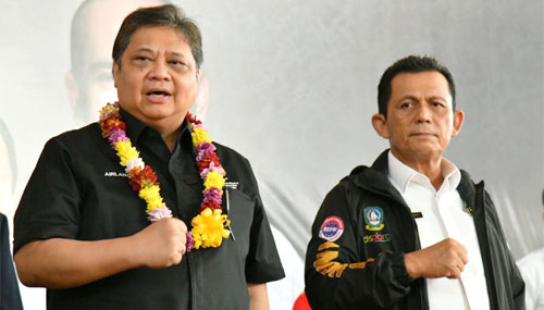 Airlangga Hartarto bersama Ansar Ahmad