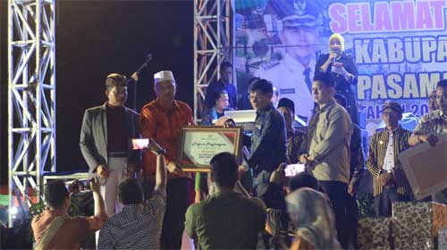 Bupati Hamsuardi Tutup Pasbar Expo 2023 1 penutupan Pasbar Expo 2023