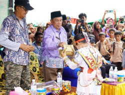 Bupati Pesisir Barat Resmikan BTS 4G di Pekon Way Tias