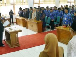 Bupati Tanah Datar Lantik 65 Pejabat untuk SOTK Baru