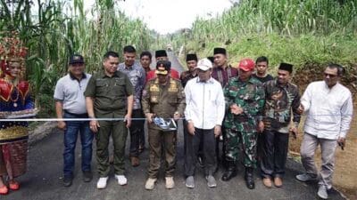 Bupati Tanah Datar Resmikan Jalan Jorong Pato
