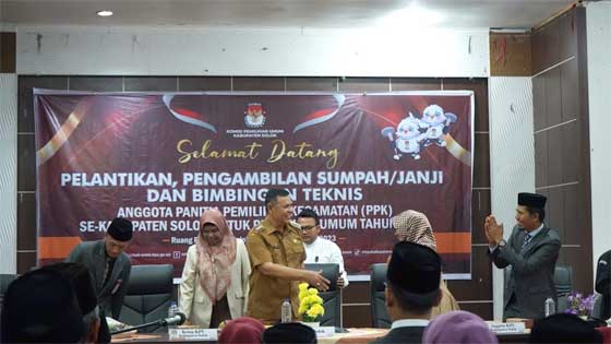 pelantikan 70 Anggota PPK