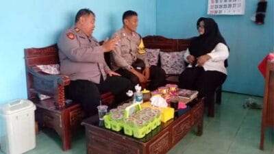 Kades Pogungkalangan Terima Petugas Babinkamtibmas Baru