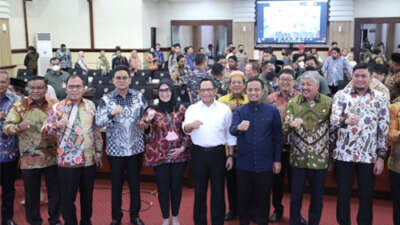 Kunker ke Sulsel, Mendagri Imbau Kepala Daerah Tingkatkan Pendapatan Asli Daerah