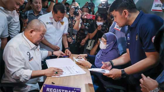Calonkan Diri Ketum PSSI, LaNyalla Siap Berantas Mafia Sepakbola 1 LaNyalla mendaftar jadi calon ketua umum PSSI