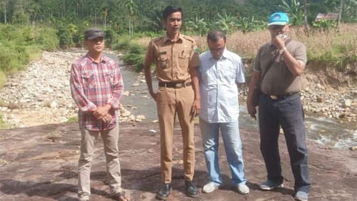 Irigasi Kapalo Banda Lubuak Ameh Dibangun, Masyarakat Tambang: Terima Kasih Pemkab Pessel! 1 Masyarakat Tambang di Irigasi di Kapalo Banda Lubuak Ameh