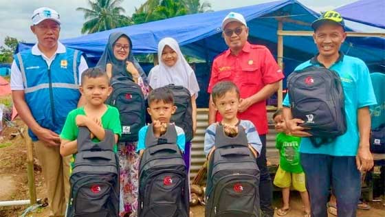 PLN Dukung Anak-Anak Cianjur Kembali ke Sekolah dengan Perlengkapan Belajar