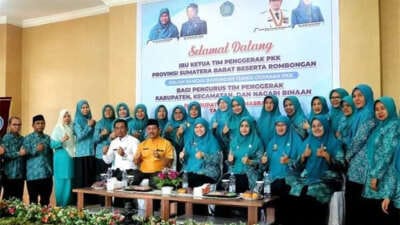 Ketua TP PKK Dharmasraya: Wanita Harus Kembangkan Kemampuan dan Inovasi