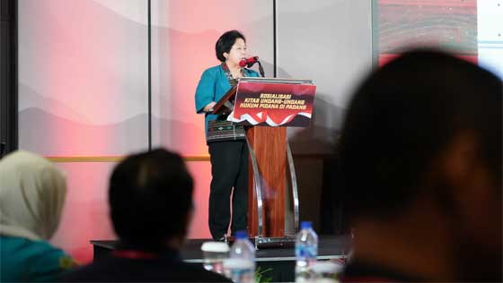 Sosialisasi KUHP Baru Penting Wujudkan Reformasi Sistem Hukum Pidana 1 Prof. Harkristuti Harkrisnowo