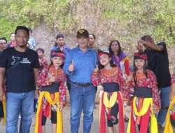 Sulistiyo Widodo Serahkan Tali Asih di Pentas Kesenian Kuda Lumping Wahyu Langen Budoyo