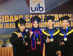 Universitas International Batam Wisuda 912 Mahasiswa