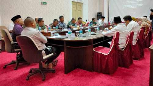 Wagub Sumbar Gelar FGD Pengendalian Inflasi Bersama Forkompimda 1 Wagub Sumbar, Audy Joinaldy saat FGD Pengendalian Inflasi Bersama Forkompimda