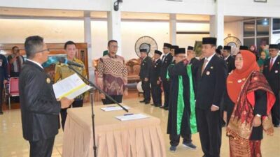 Wali Kota Padang Lantik 28 Kepsek Dan Pengawas Sekolah
