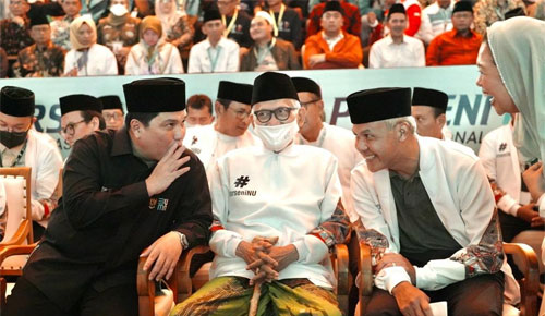 Hadiri Pembukaan Porseni NU, Erick: Kalau Umat Sehat, Indonesia Kuat 1 Erick Thohir bersama Ganjar Pranowo hadiri pembukaan Porseni NU tingkat nasional di Solo