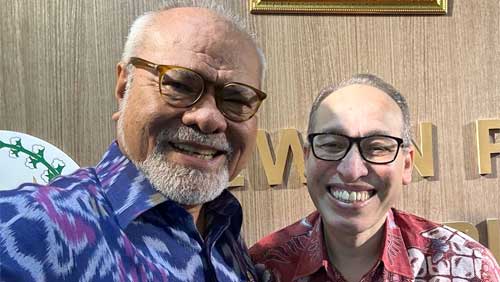 Anggota DPD RI dari Provinsi NTT, Abraham Liyanto bersama Staf Ahli bidang Hubungan Antarlembaga Kementerian Luar Negeri (Kemenlu) Muhsin Syihab