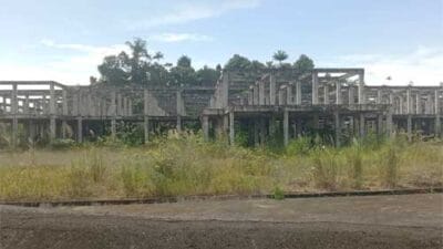Bengkalai Gedung DPRD Padang Pariaman Masih Tetap Mangkrak