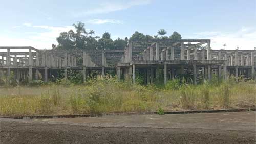 Pembangunan gedung DPRD Padang Pariaman sudah mangkrak sejak 4 tahun silam