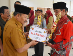 Bupati Agam Serahkan Hadiah Lomba Kelembagaan dan Ketenagaan Tani, Ini Detailnya