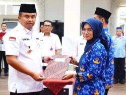 Bupati Dharmasraya Ambil Sumpah Janji PNS dan Lantik Pejabat Pelaksana