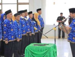 Bupati Pasaman Lantik 8 Pejabat Administrator dan 24 Pejabat Pengawas