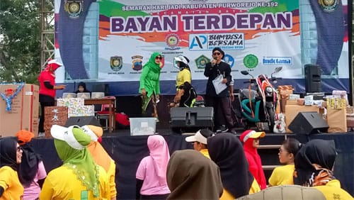 KSPP BUMDesma Anugrah Pratama berkolaborasi dengan UMKM dan berbagai pihak terkait menggelar Gebyar UMKM dan Festival Kesenian dalam rangka menyemarakkan dan memperingati hari jadi Kabupaten Purworejo ke-192 tahun 2023, di lapangan SMP N 23 Purworejo