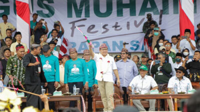 Gus Muhaimin Buka Festival Karapan Sapi di Madura