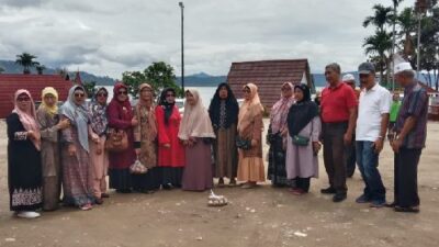 Anggota Arafah 18 Kota Pariaman Jalan-Jalan Ke Tan Kayo Malalo Dan Kandi