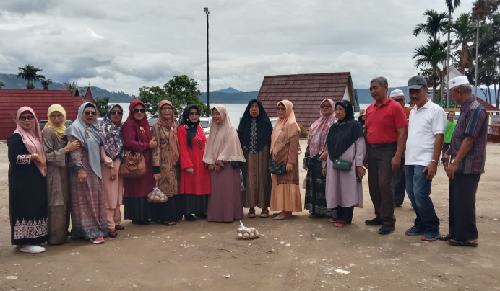 Anggota Arafah 18 Kota Pariaman Jalan-jalan ke Tan Kayo Malalo dan Kandi 1 IMG 20230206 132523 resize 48