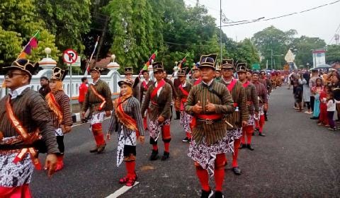 Kirab Pasukan Bergodo Tutup Kegiatan Peringatan Hari Jadi Kabupaten Purworejo ke-192
