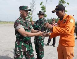 Kodim 0708 Laksanakan Reboisasi di Pantai Dewa Ruci Purworejo