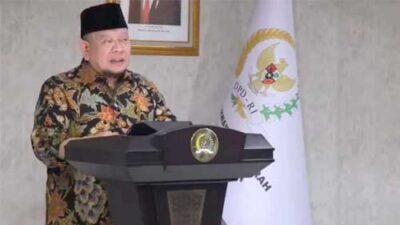 Rakyat Tak Bisa Berbuat Apa-apa Melihat Paradoksal Bangsa