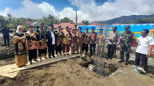Leonardy Harmainy Hadiri Peletakan Batu Pertama Balai Adat Nagari Koto Laweh
