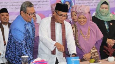 PC FAFI Kota Payakumbuh Gelar Seminar Nasional Sertifikasi Digital Tenaga Teknis Kefarmasian