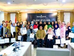 Pegawai Setjen DPD RI Percantik Diri di Beauty Class