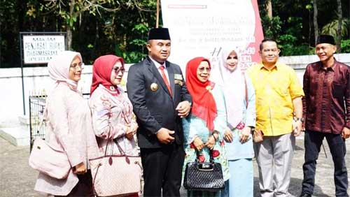 Pemkab Anjangsana ke Makam Penjabat Bupati Dharmasraya Pertama, Ahmad Munawar
