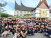 Wartawan Luak Limopuluah (Kota Payakumbuh-Limapuluh Kota) dilepas Kepala Dinas Komunikasi dan Informatika Kota Payakumbuh Junaidi di halaman Kantor Wali Kota Payakumbuh
