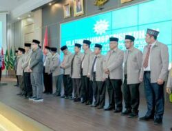 Gubernur Mahyeldi Hadiri Pengukuhan Pimpinan Wilayah Muhammadiyah Sumbar