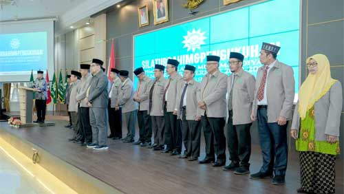 Gubernur Mahyeldi Hadiri Pengukuhan Pimpinan Wilayah Muhammadiyah Sumbar