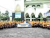 Sekdakab Edi Busti foto bareng rombongan BKMT Agam