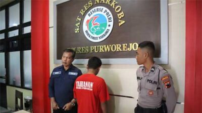Diduga Edarkan Obat Terlarang, Satres Narkoba Polres Purworejo Tangkap Warga Kemiri