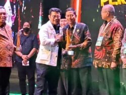 Program Peremajaan Sawit Rakyat Pasbar Dapat Penghargaan dari Kementan