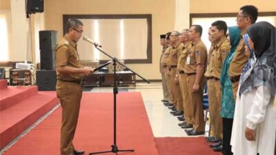 Entaskan Stunting, Pj Wali Kota Payakumbuh Launching Aplikasi SIPENTING dan Kukuhkan TPPS