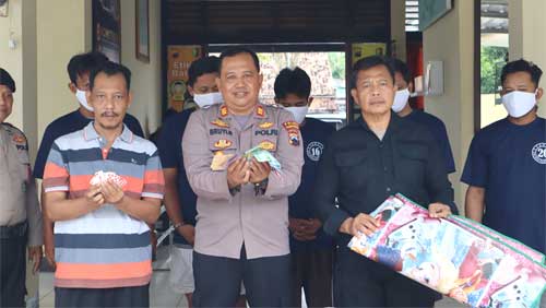 Tim Reskrim Polres Purworejo Tangkap Terduga Pelaku Judi Kartu Domino 1 Tim Reskrim Polres Purworejo Tangkap Terduga Pelaku Judi Kartu Domino