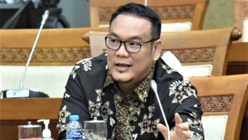 Anggota Komisi VII DPR RI, Yulian Gunhar